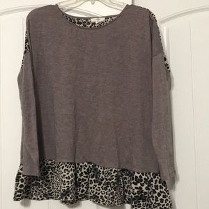 Top- Gray/Taupe with Leopard print back